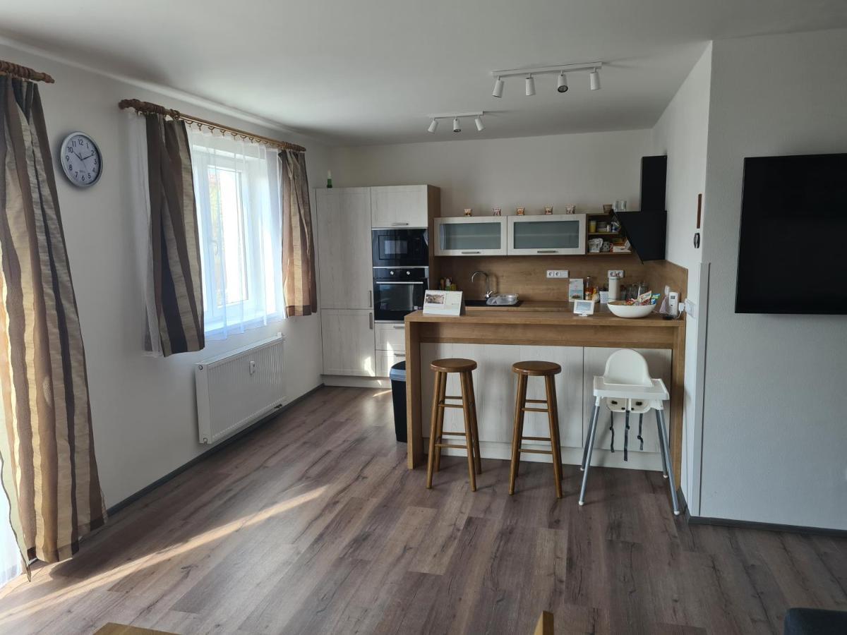 Apartman Kuba Frymburk Exteriör bild